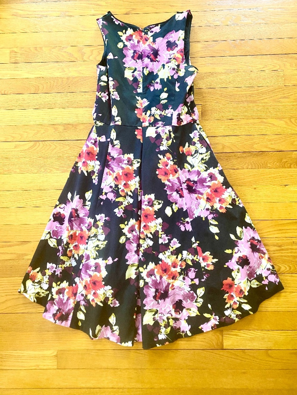 White House Black Market Floral Dress Size 8